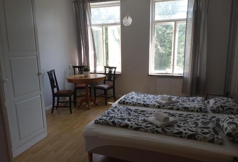 חדר סופריור, Hunnebergs Gård Hostel & Camping