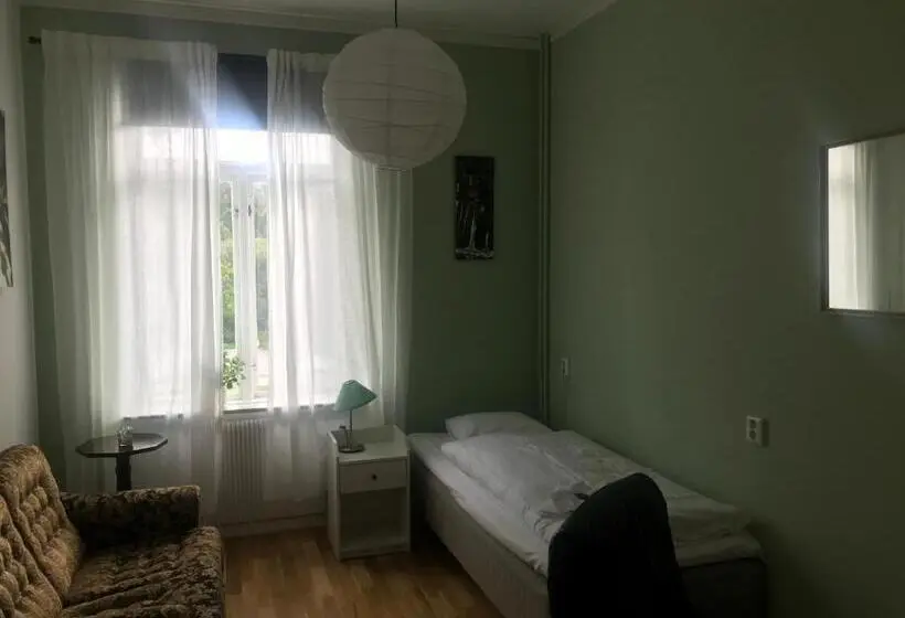 スーペリアシングルルーム, Hunnebergs Gård Hostel & Camping