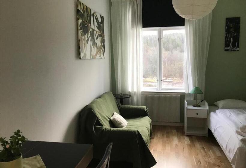 חדר סופריור יחיד, Hunnebergs Gård Hostel & Camping