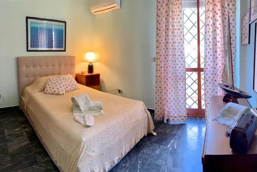 スタンダードシングルルーム, Villa Il Vento E Il Mare