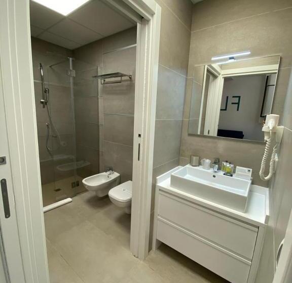 استودیوی سوپریور, Beeapartments