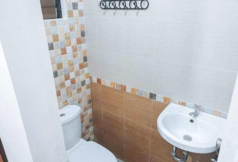 غرفة قياسية, Reddoorz Near Sgm Condotel Villa Beach Iloilo