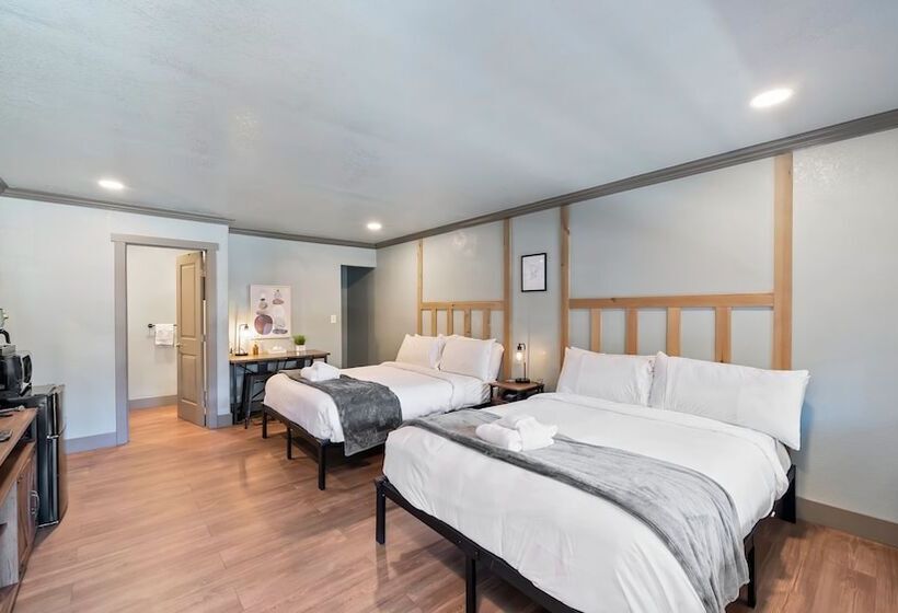 Номер Стандарт, Blue Jay Lodge