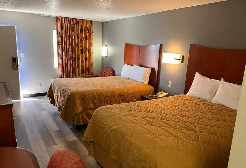 エコノミールーム, Briarwood Inn