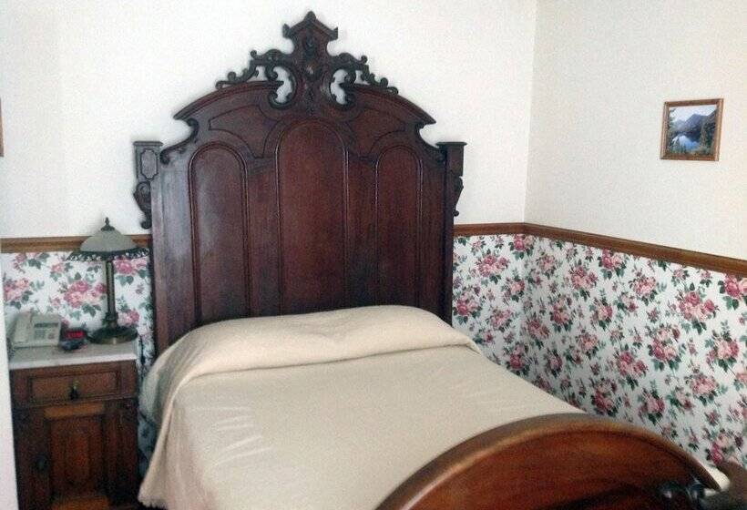 スタンダードルーム, Bridgeport Inn