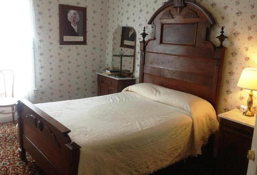 バス共有のスタンダードルーム, Bridgeport Inn