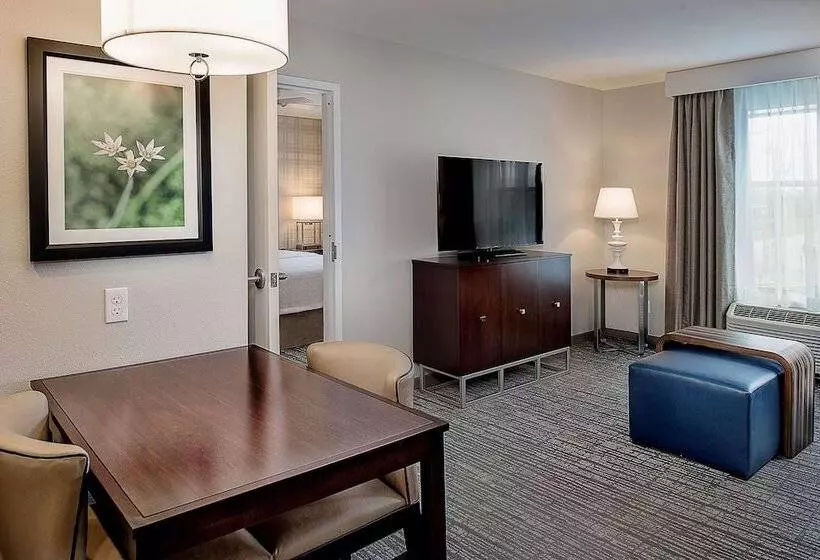キングサイズベッドのスイートルーム, Homewood Suites By Hilton St. Louis Westport
