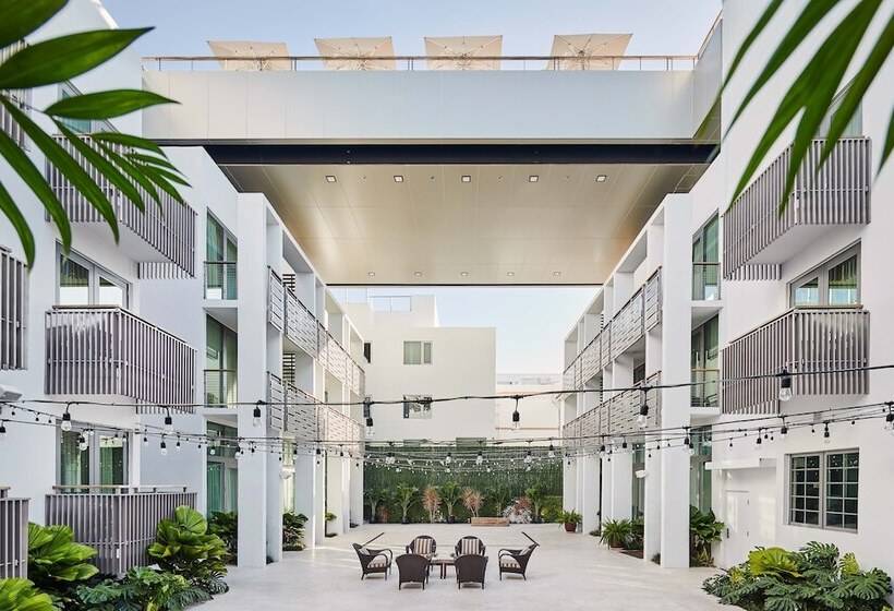 带阳台套房, The Betsy Hotel, South Beach