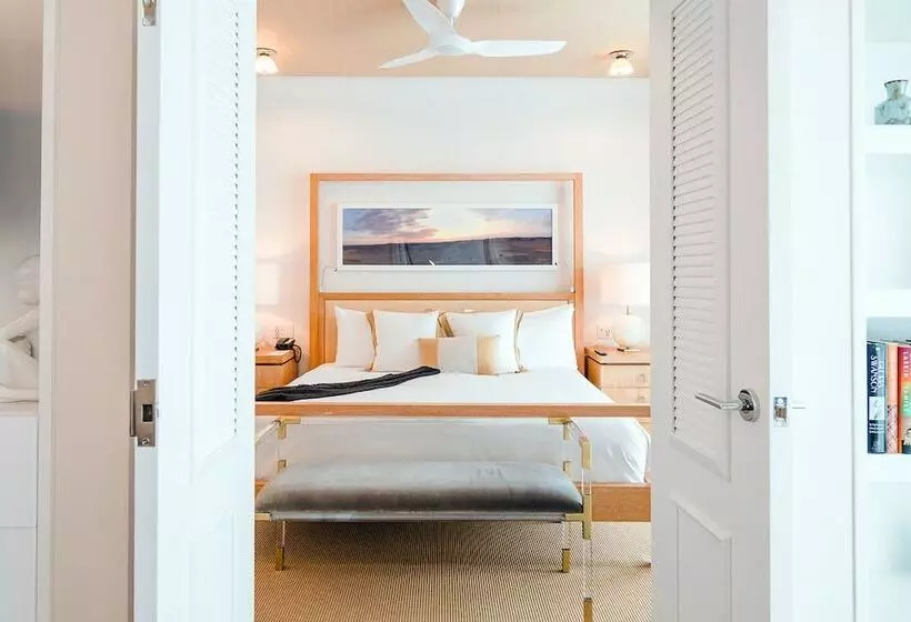 سوئیت با بالکن, The Betsy Hotel, South Beach