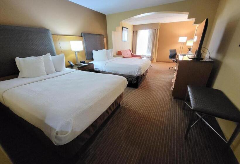 סוויטה, Wingate By Wyndham Greensboro Coliseum