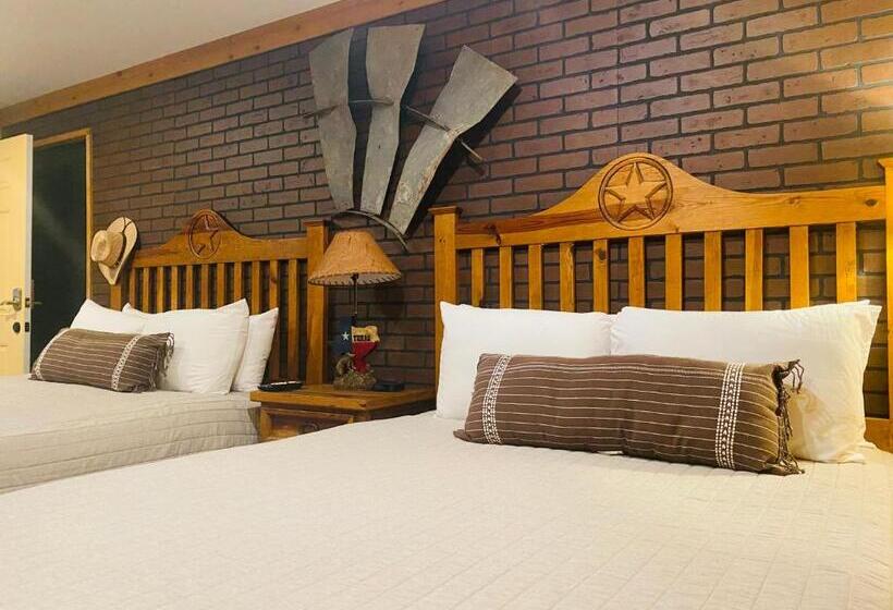 Quarto Deluxe, The Big Texan Motel