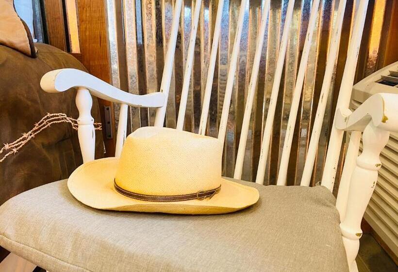 Номер Deluxe, The Big Texan Motel