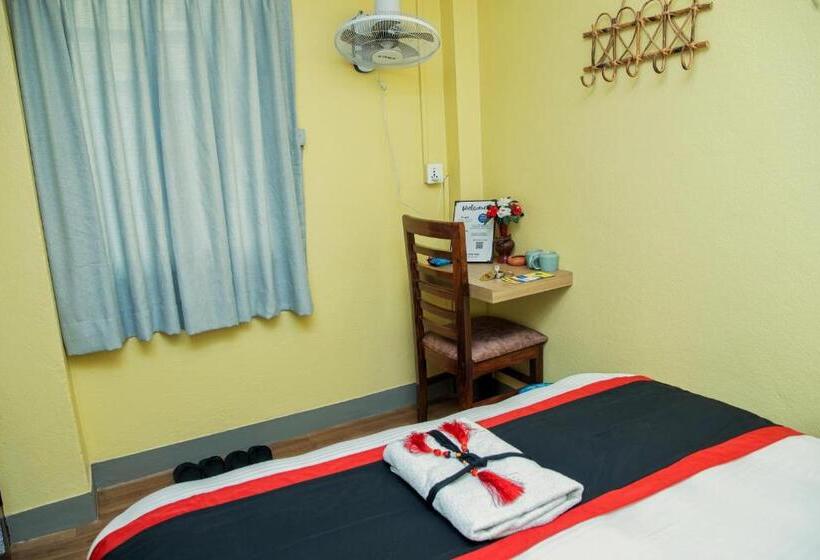 اتاق اکونومی, Peace And Joy Guest House