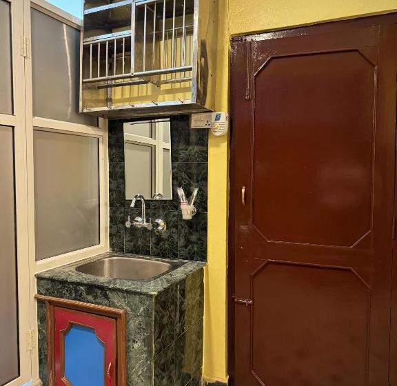 آپارتمان 1 خوابه, Peace And Joy Guest House