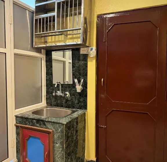 آپارتمان 1 خوابه, Peace And Joy Guest House