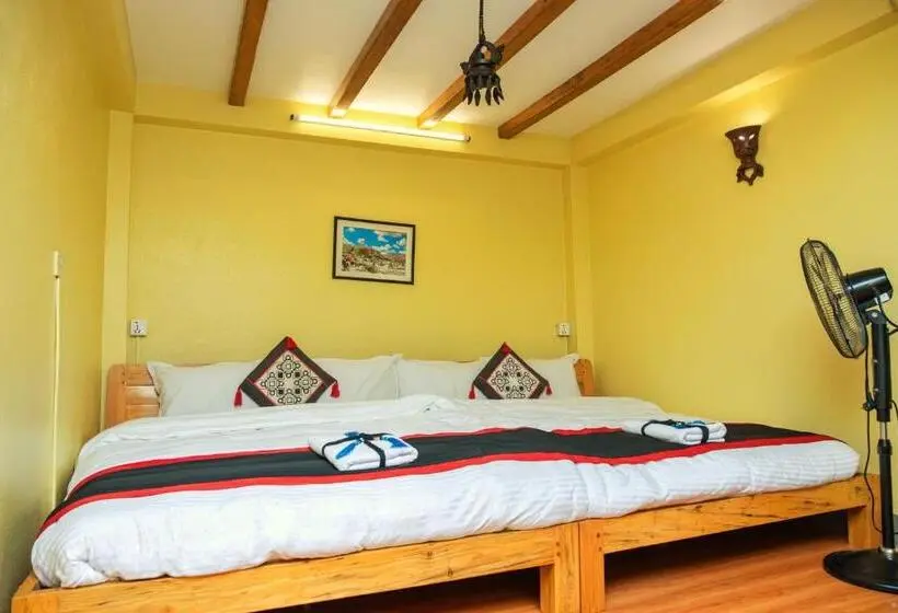 اتاق استاندارد چهار تخته, Peace And Joy Guest House