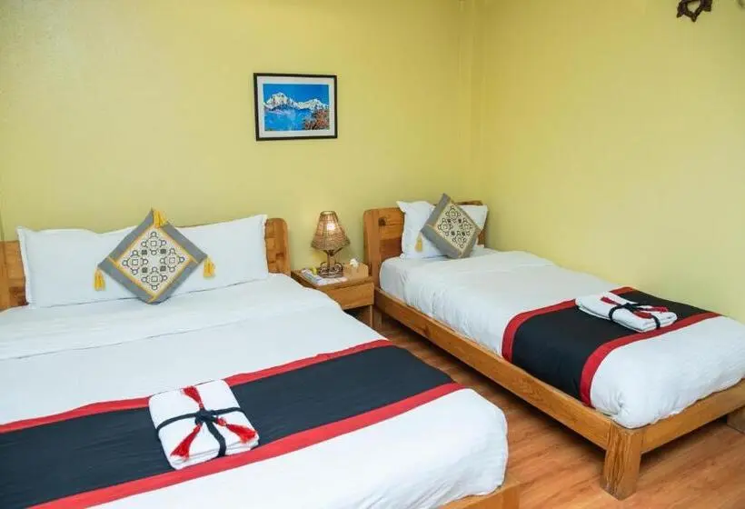 اتاق استاندارد سه نفره, Peace And Joy Guest House