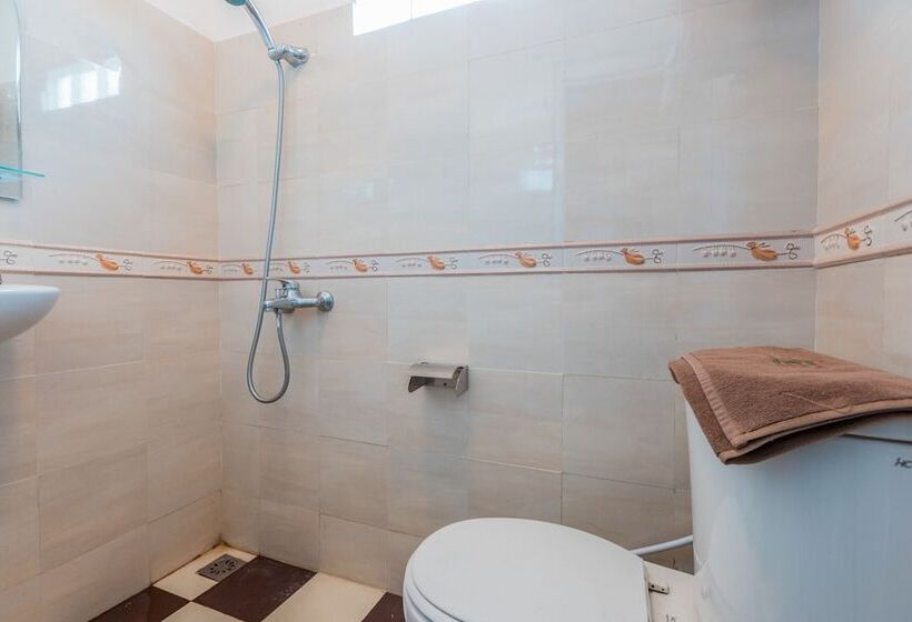 디럭스 룸, Urbanview Hotel Gunung Geulis Village By Reddoorz