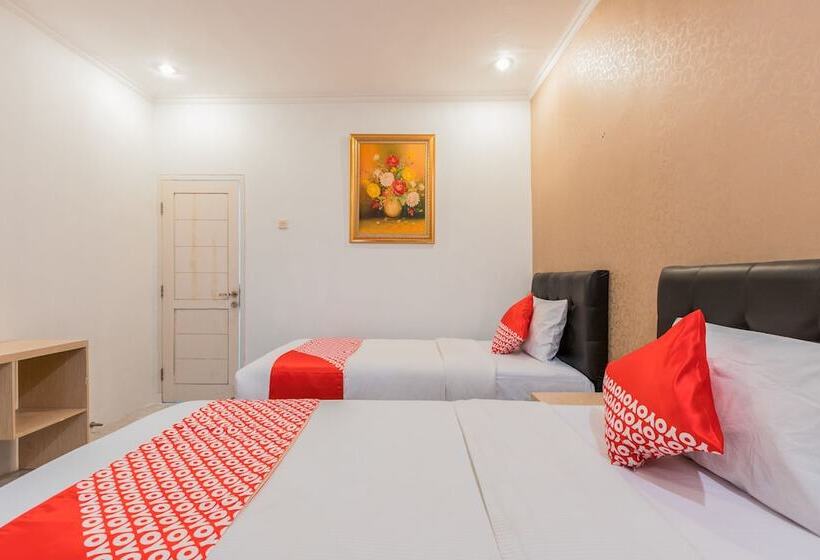 디럭스 룸, Urbanview Hotel Gunung Geulis Village By Reddoorz