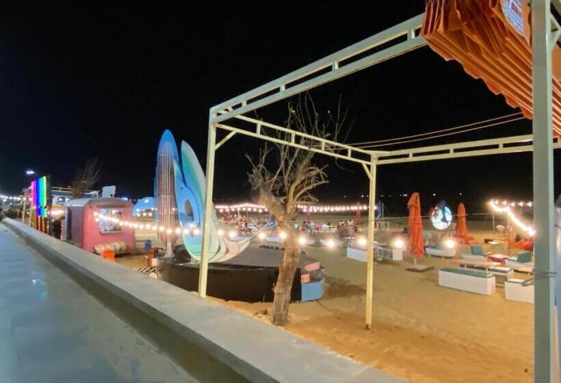 اتاق استاندارد چهار تخته با چشم‌انداز دریا, Hoàng Hưng