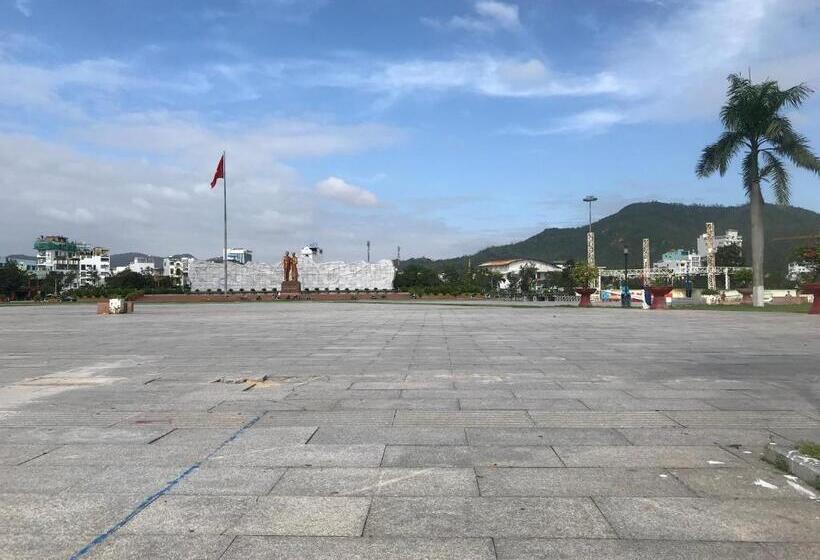 اتاق استاندارد چهار تخته با چشم‌انداز دریا, Hoàng Hưng