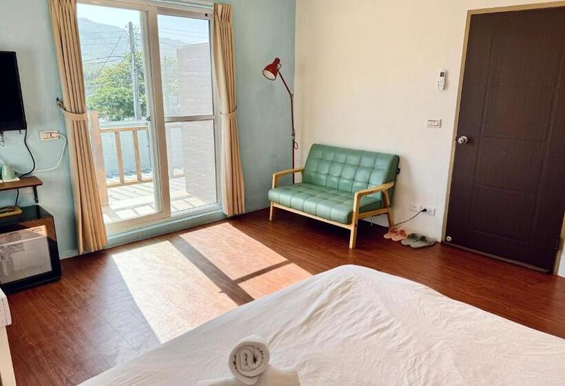 اتاق استاندارد با بالکن, Say Hi B&b