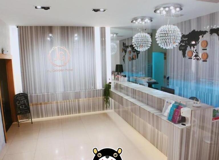 اتاق لوکس, Joy Garden