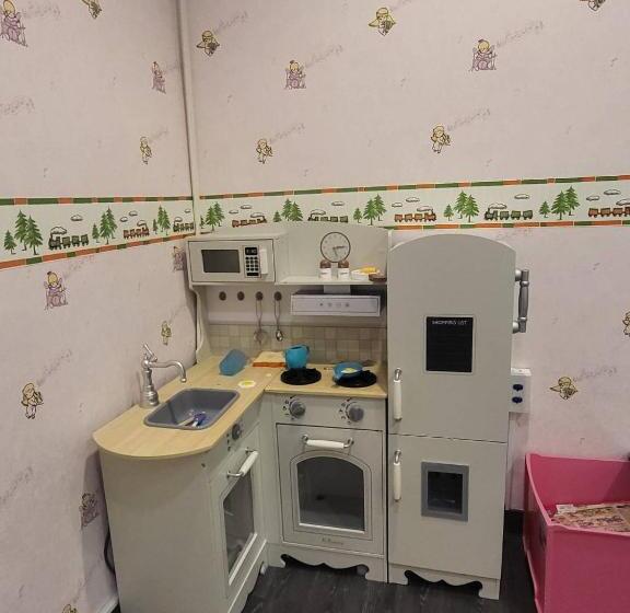 اتاق لوکس, Joy Garden