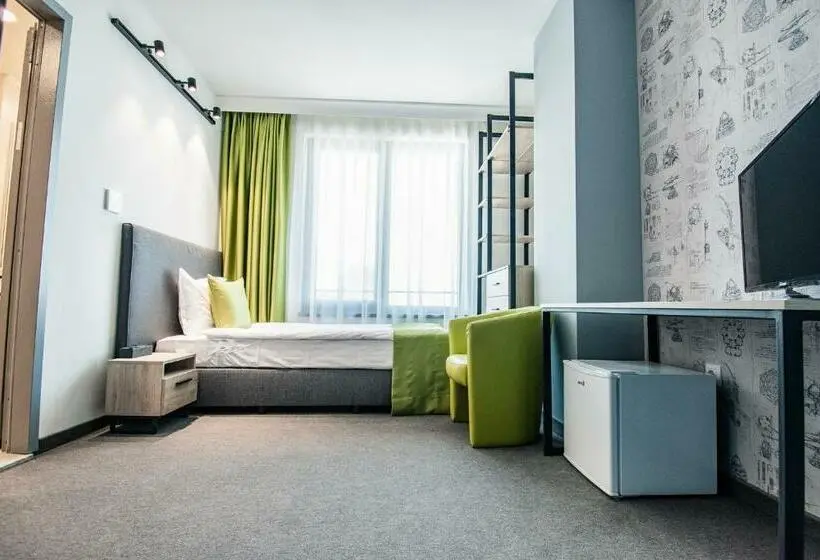 اتاق استاندارد یک نفره, A&m Hotel With Free Parking