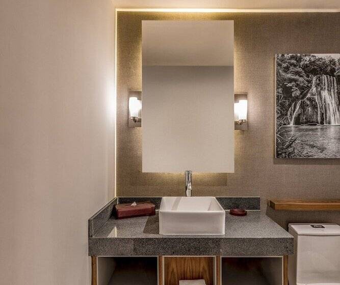 Номер Deluxe, Fiesta Americana San Luis Potosi