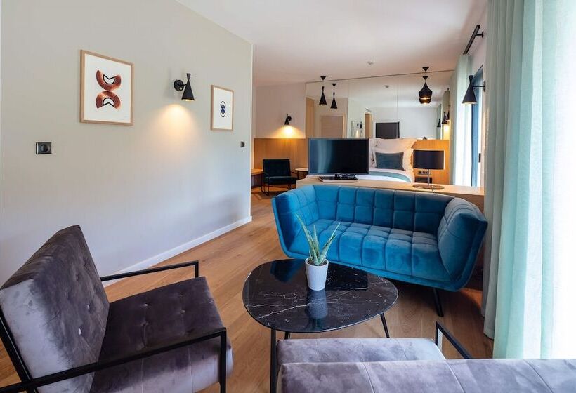 جناح برستيج, Sainte Victoire