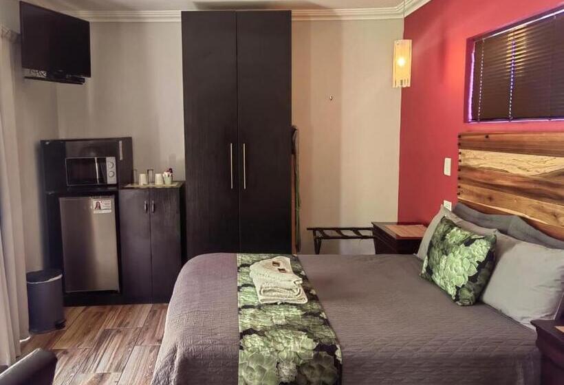 חדר דלוקס, @47 Galpin