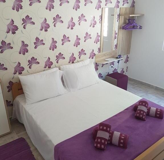 آپارتمان 2 خوابه, Bestie House