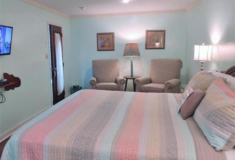 חדר סטנדרט עם מיטת קינג, Mckinley Edwards Inn