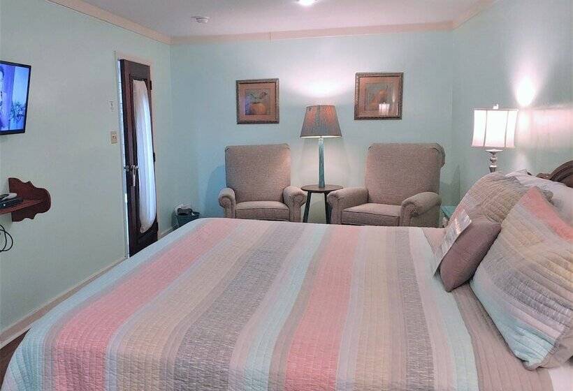 חדר דלוקס, Mckinley Edwards Inn