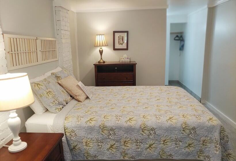 Люкс Повышенной Комфортности, Mckinley Edwards Inn