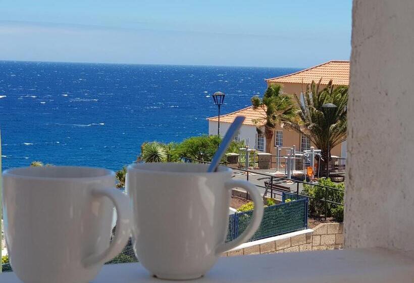 اتاق استاندارد, The Magic Dragonfly!