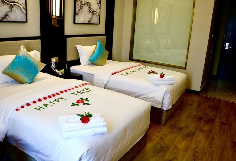 豪华房间, Le Chen Miiya