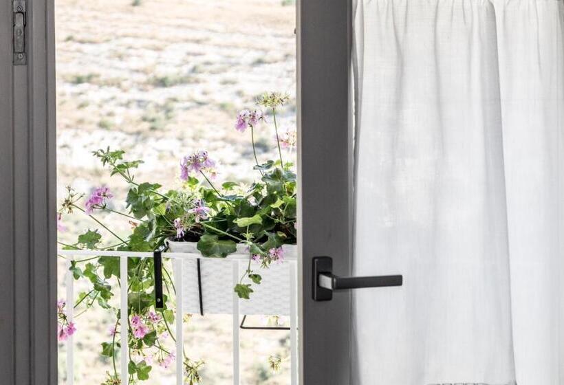 اتاق استاندارد, Chibao