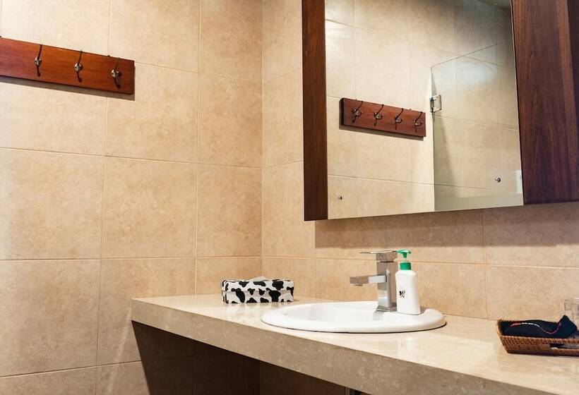 اتاق لوکس, Reddoorz Premium @ Lido Sukabumi