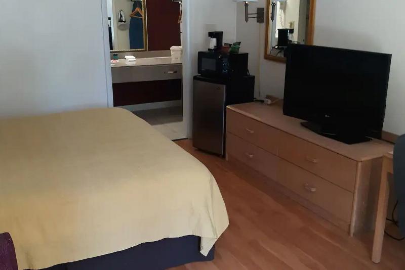 Стандартный Номер Кровать Кинг, Budgetel Inn   Phenix City