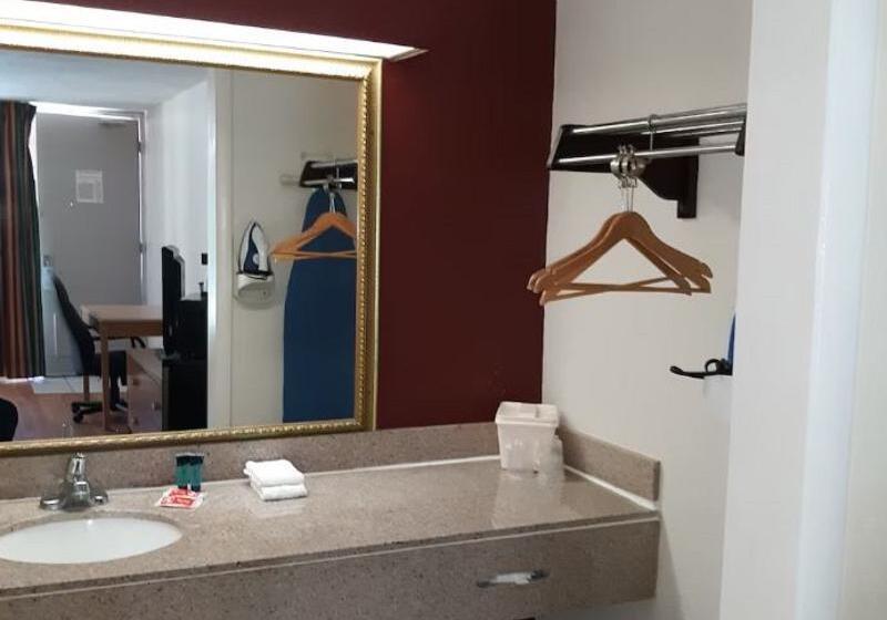 Люкс, Budgetel Inn   Phenix City