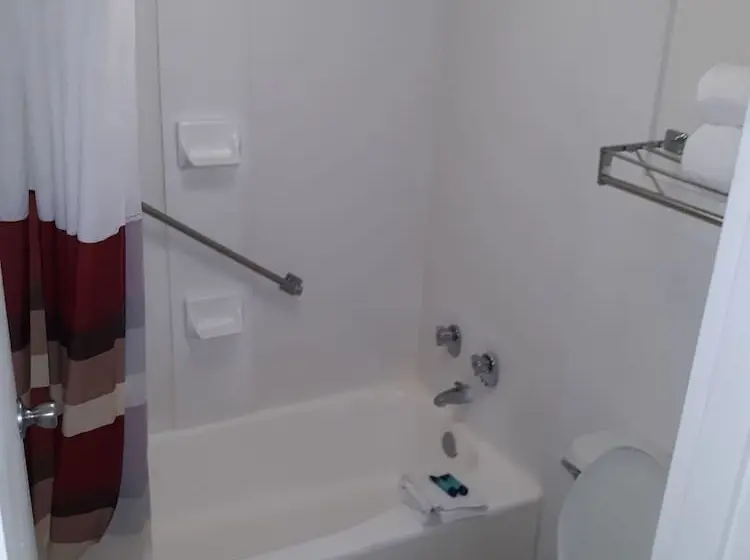 ２ダブルベッドのスタンダードルーム, Budgetel Inn   Phenix City