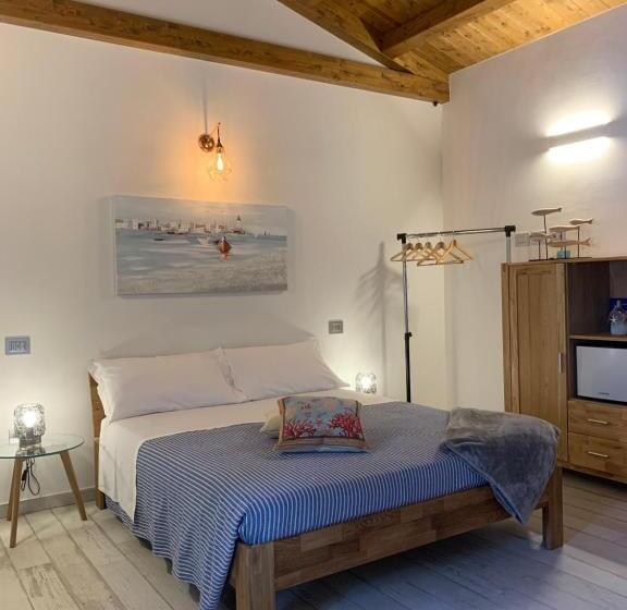 Номер Deluxe, Rosamare