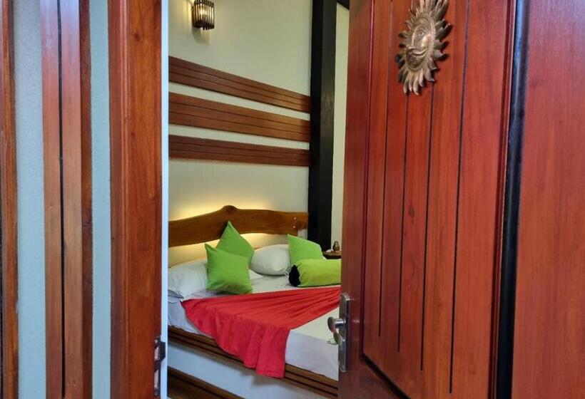 标准间, Thara Cabana