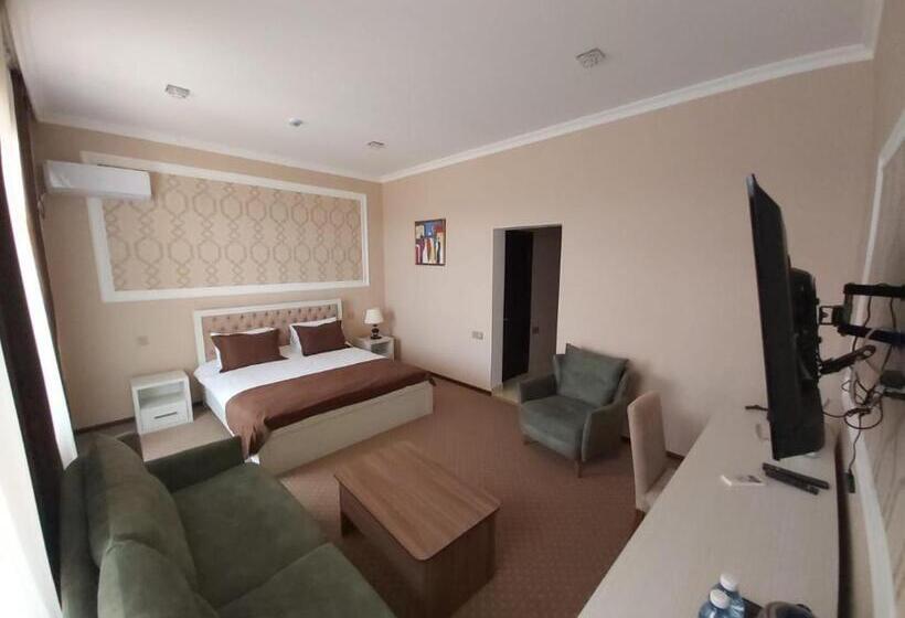 سوئیت 2 خوابه, Hirkan Park