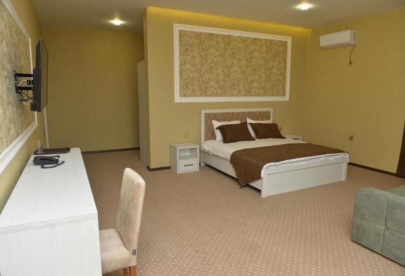 سوییت, Hirkan Park