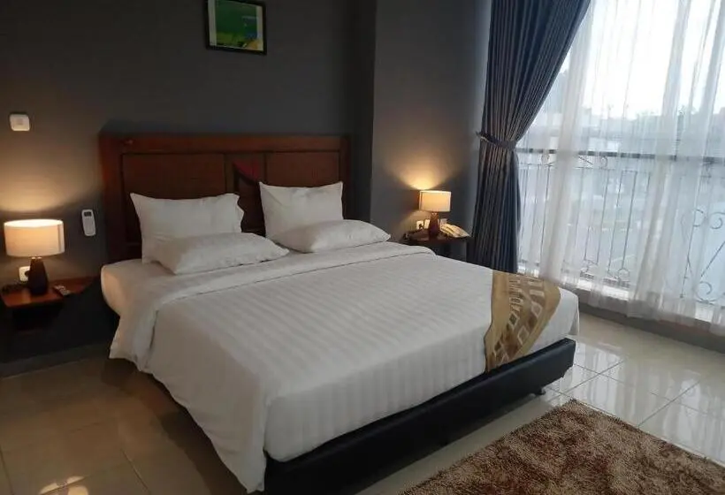 Sviitti, Nalendra Plaza Subang