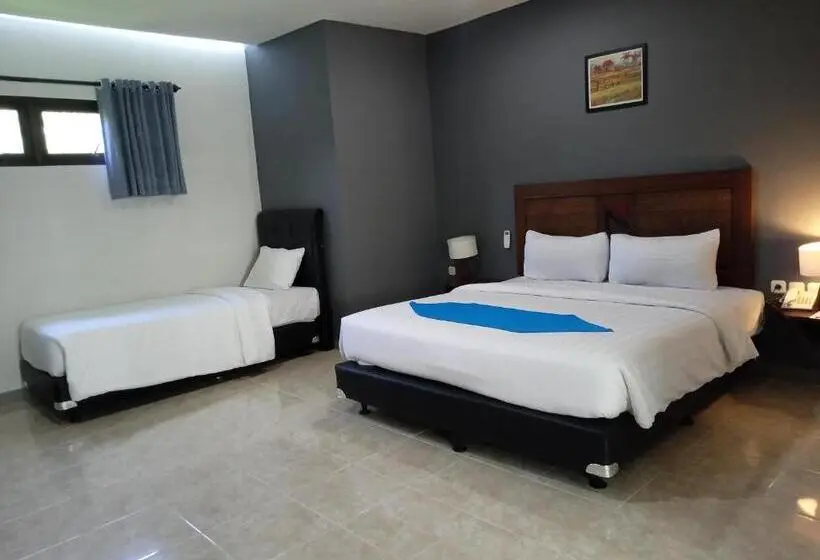 Superior Kolmen Hengen Huone, Nalendra Plaza Subang