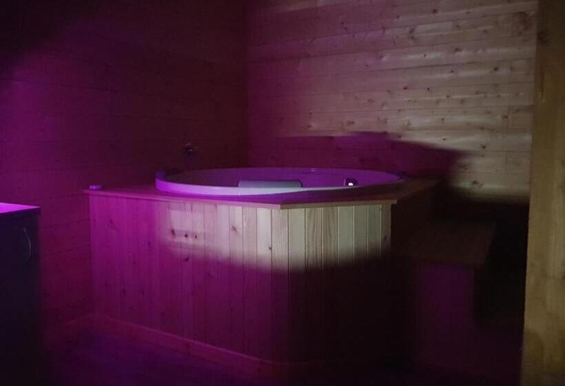 חדר סטנדרט, מיטת קינג, מותאם לאדם עם מוגבלויות, Lorica Suite Lago